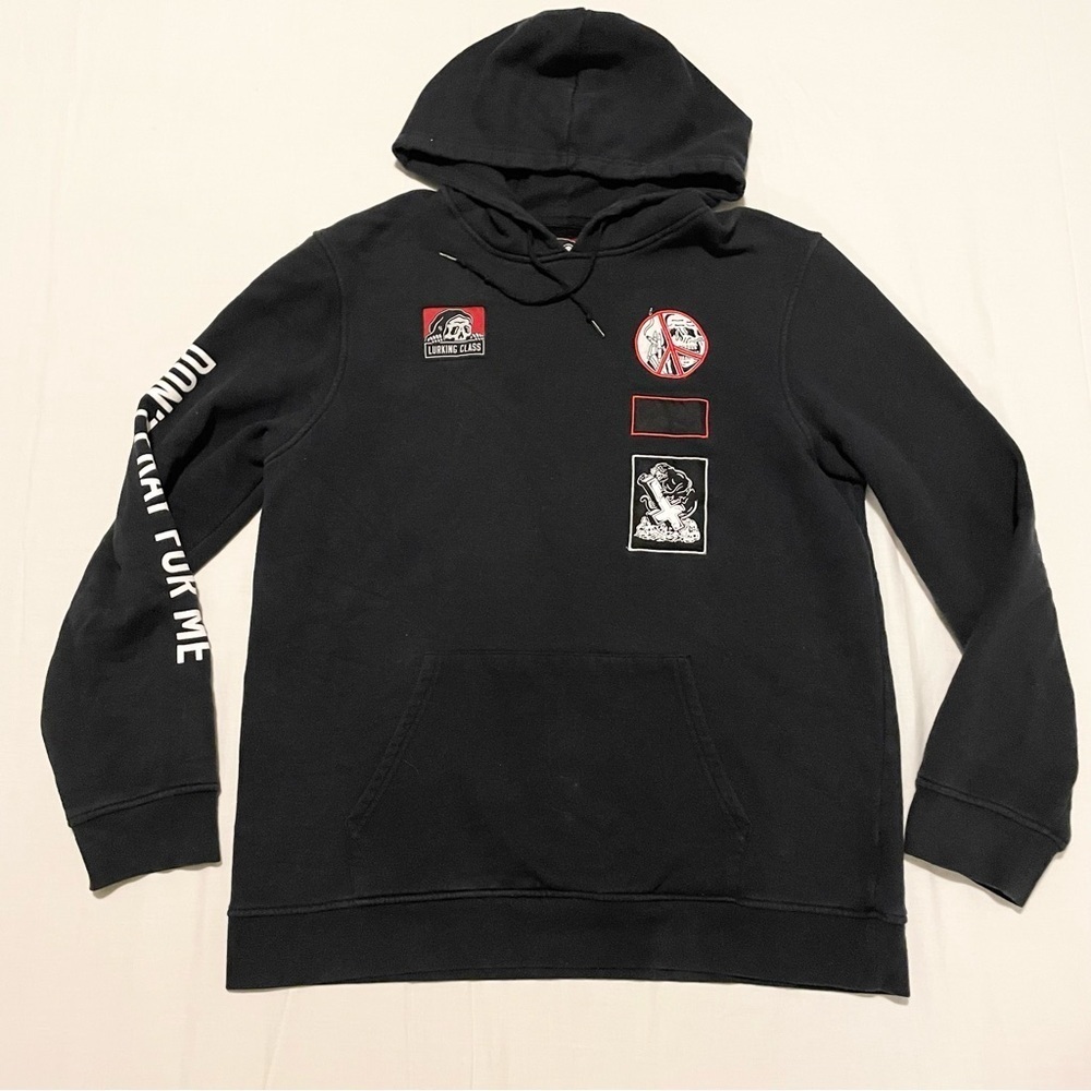 Lurking Class Mens Hoodie Size XL Don’t Pray For Me